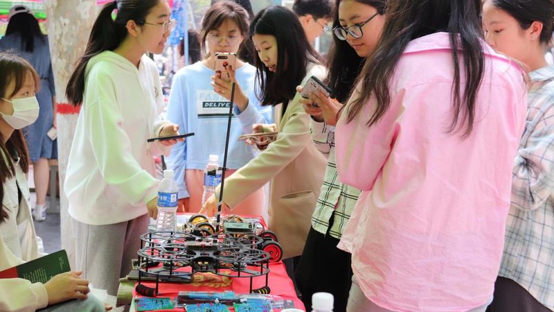 企业数字化工具定制开发的必要性及其演进